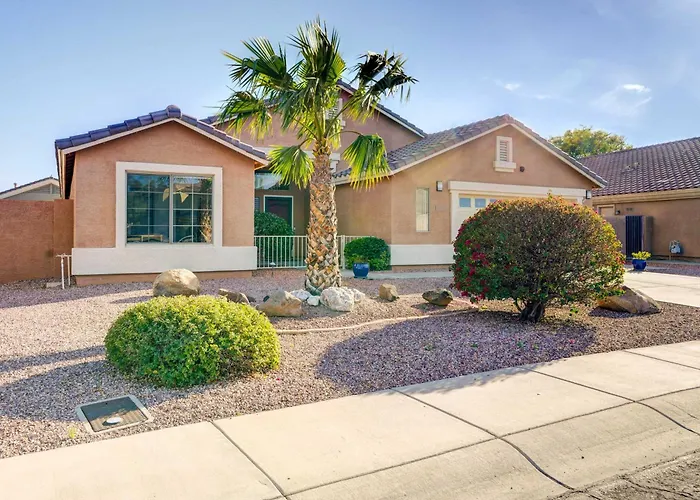 Pets Welcome! Group Retreat W/ Pool In Surprise! *