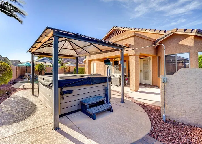 Pets Welcome! Group Retreat W/ Pool In Surprise!